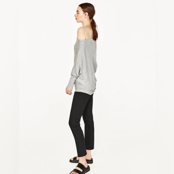 *SOLD* Zara Knitwear Collection Cold Shoulder Dolman Asymmetric Sweater Sz M NEW - Picture 4 of 12